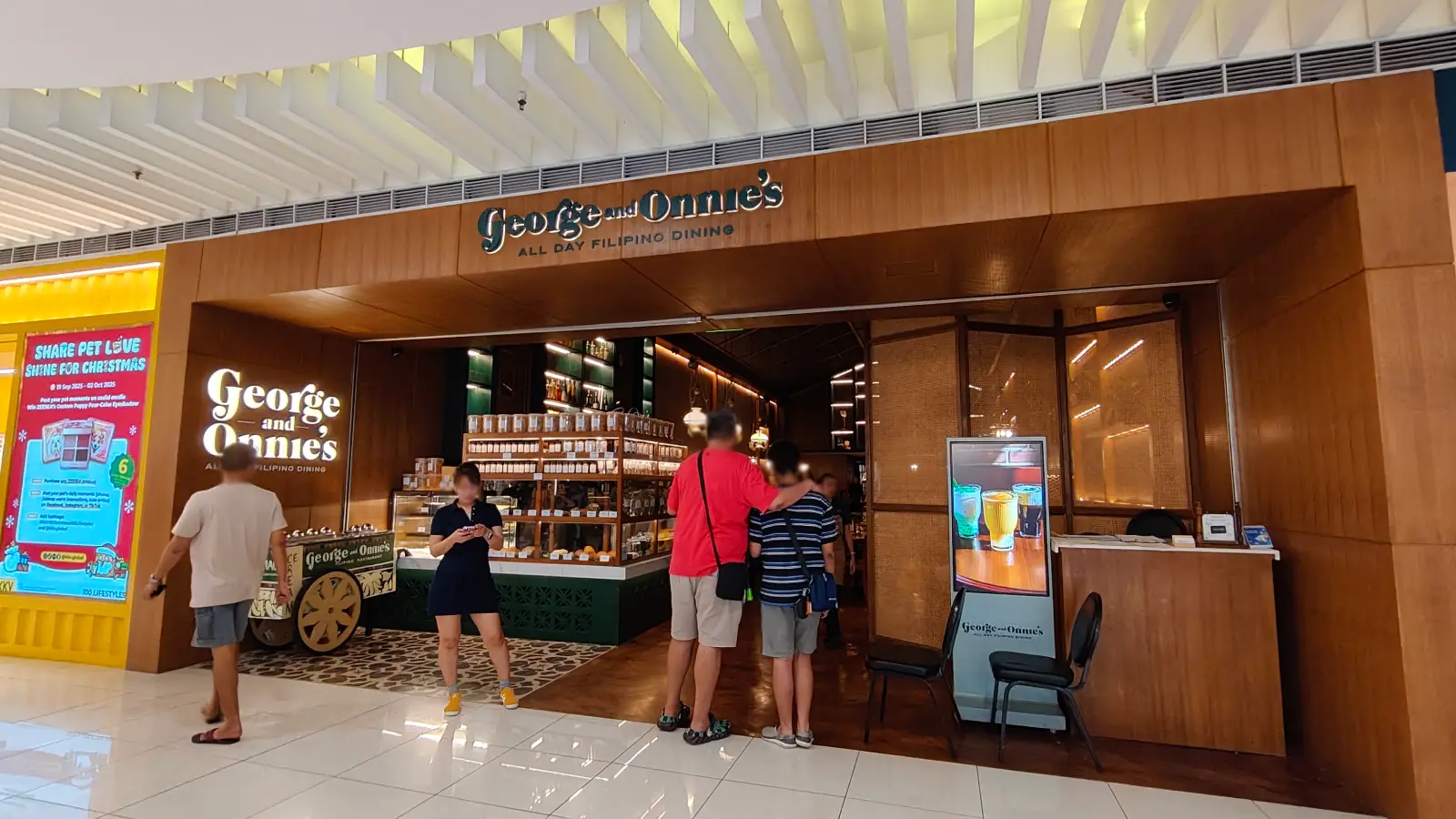 GEORGE AND ONNIE'S in SM City North EDSA